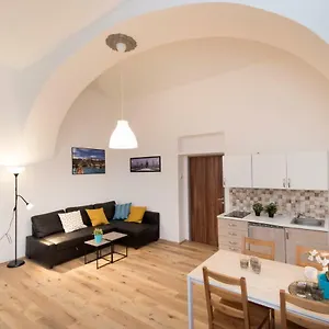  Apartamento Aaa Krakovská