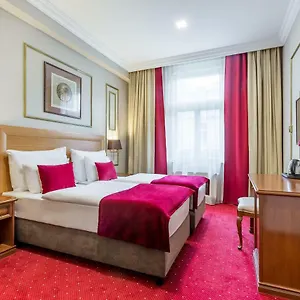 4* فندق كاروسو