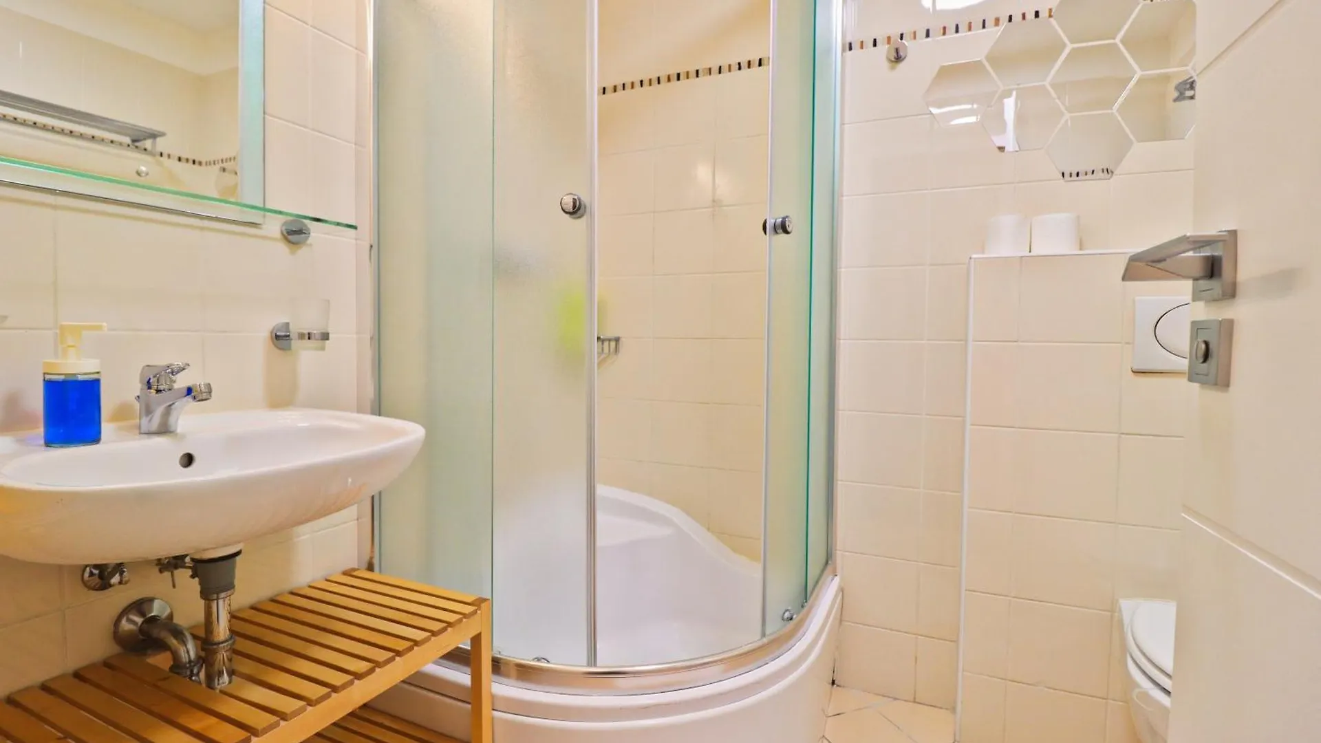A Comfy Apartment In Smichov - Andel Prague Czech Republic
