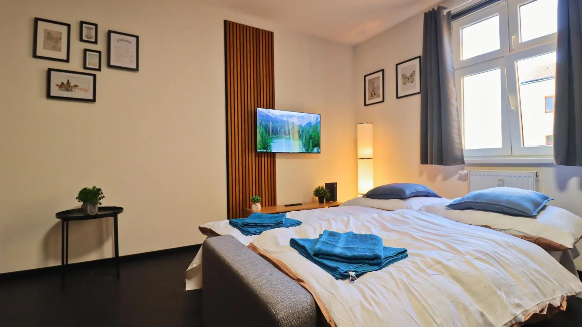 A Comfy Apartment In Smichov - Andel Prague
